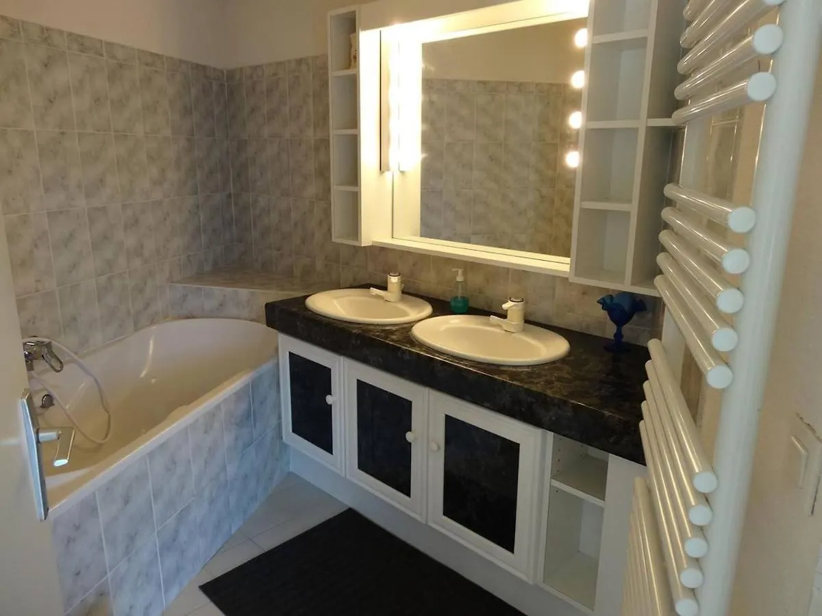 Superbe Duplex Au Centre De Tregastel Avec Wifi Et Garage Prive - Fr-1-368-52 Apartman